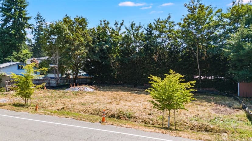 Property photo for 2411 Sw 104th Street, Seattle