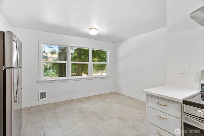 Property photo for 4541 Cable Street, Bellingham photo 14