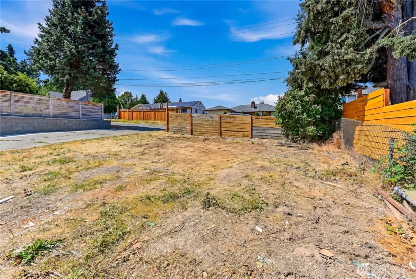 Property photo for 13426 22nd Avenue S, Seattle photo 10