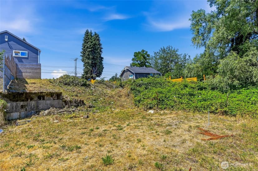 Property photo for 13426 22nd Avenue S, Seattle photo 6