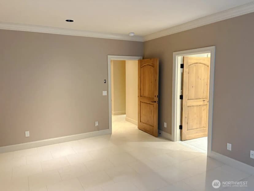 Property photo for 3307 Ne 7th Street, Renton photo 15