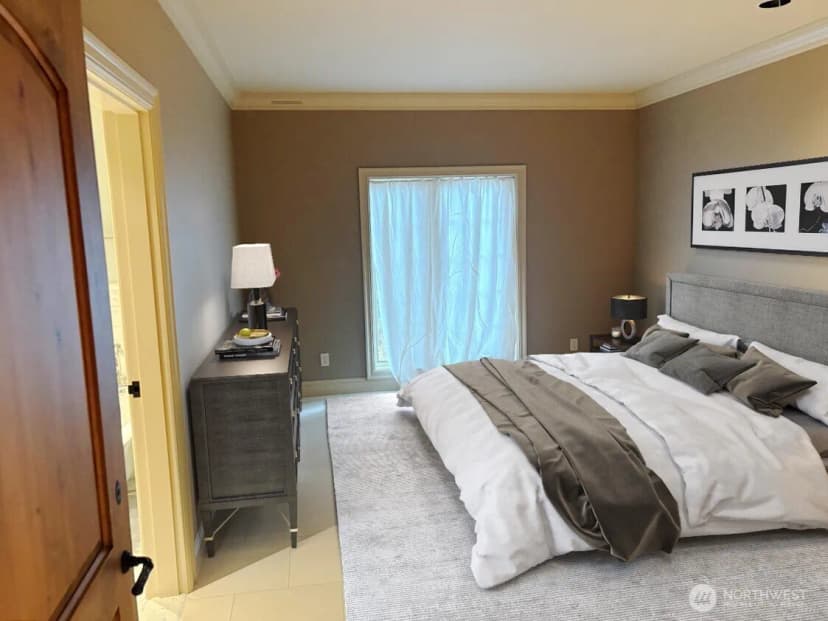 Property photo for 3307 Ne 7th Street, Renton photo 13
