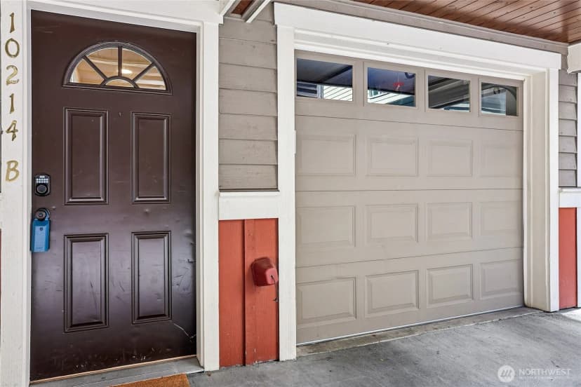 Property photo for 10214 1st Avenue Nw #b, Seattle photo 27