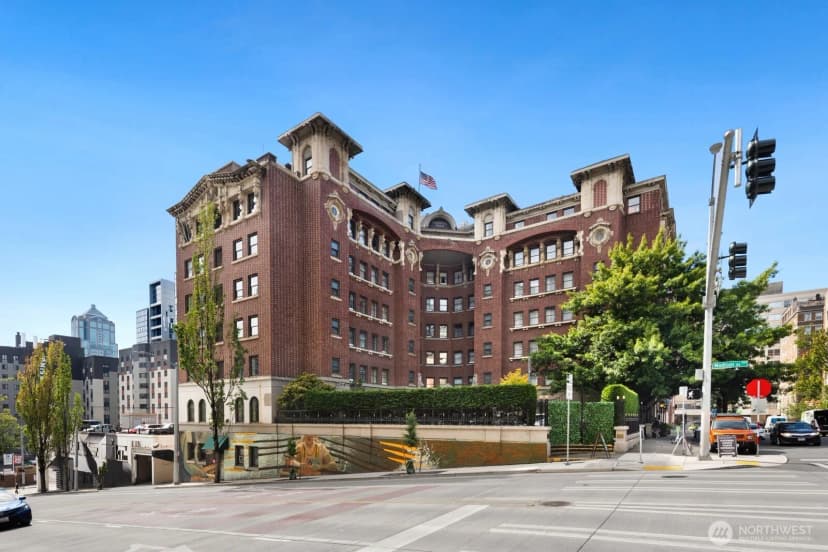 Property photo for 905 Cherry Street #205, Seattle photo 22