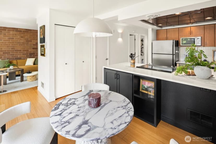 Property photo for 905 Cherry Street #205, Seattle photo 10
