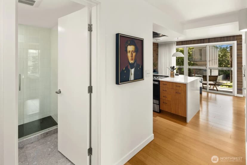 Property photo for 905 Cherry Street #205, Seattle photo 14