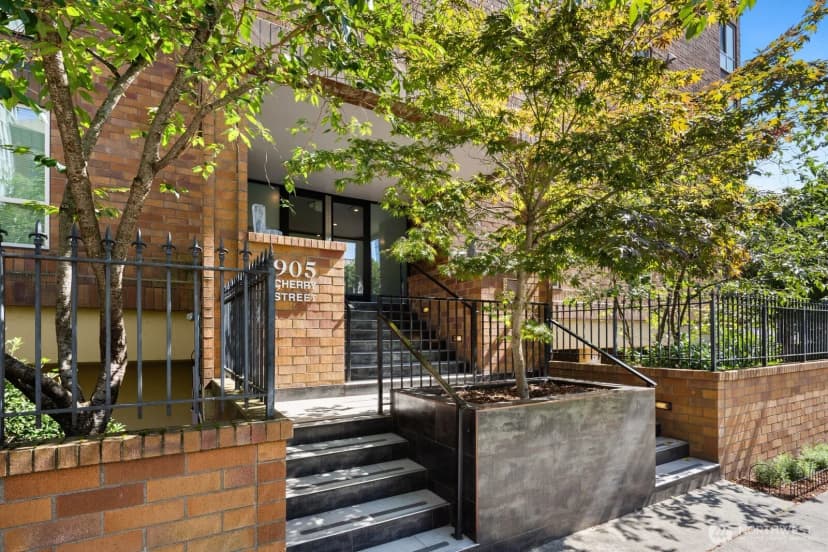 Property photo for 905 Cherry Street #205, Seattle photo 16