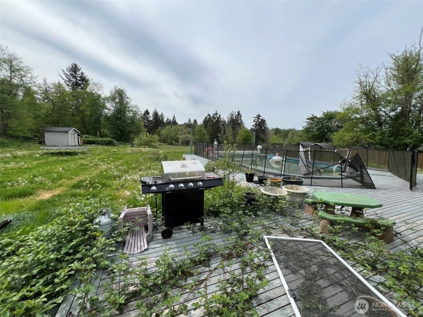 Property photo for 30510 37th Avenue E, Graham photo 17