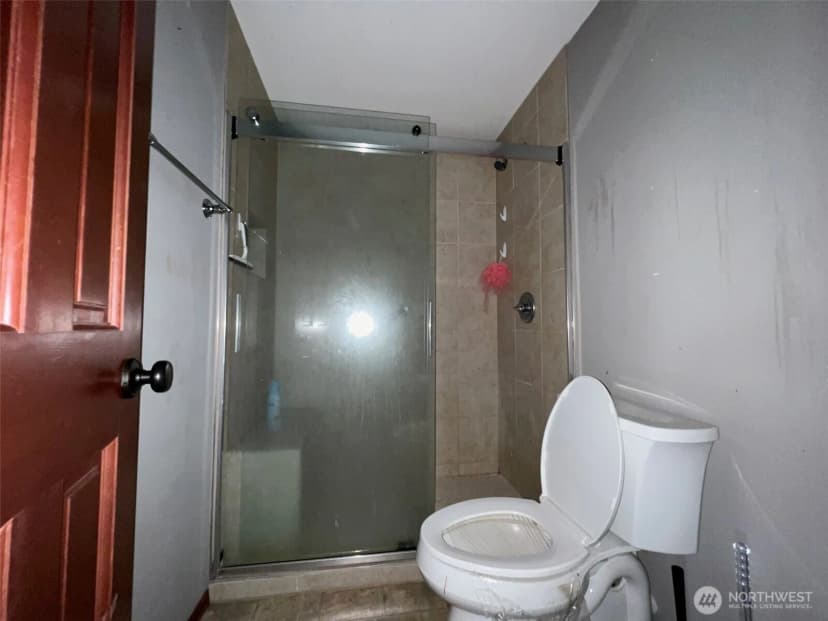 Property photo for 30510 37th Avenue E, Graham photo 12