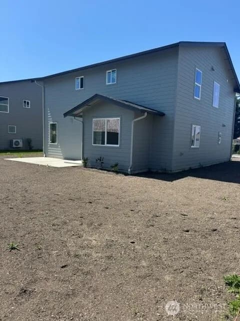 Property photo for 712 F And S Grade Rd, Sedro Woolley photo 2