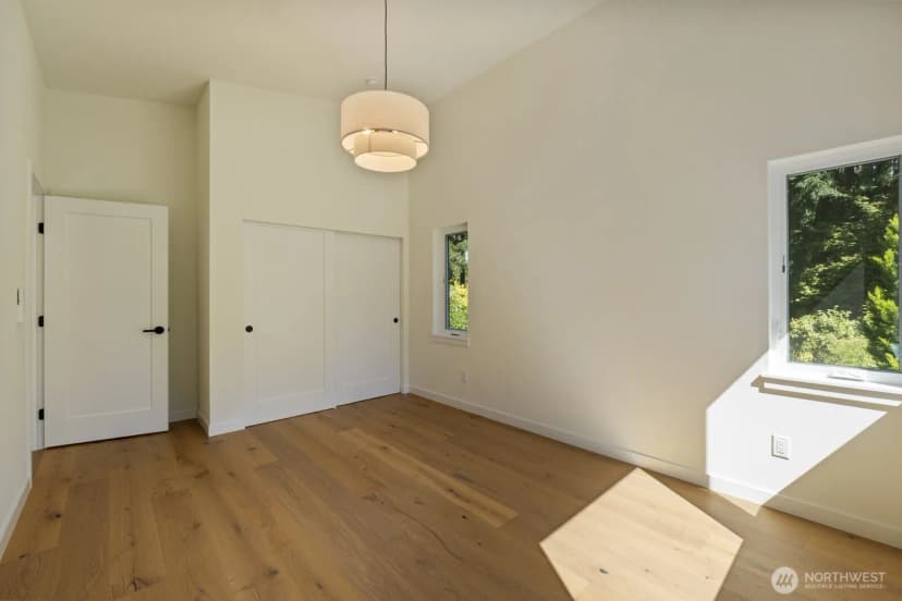 Property photo for 817 Ne 100th Street, Seattle photo 20