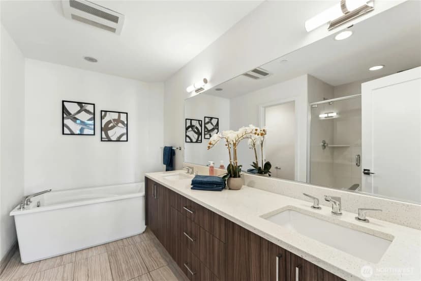 Property photo for 10762 Se 1st Drive #22, Bellevue photo 14
