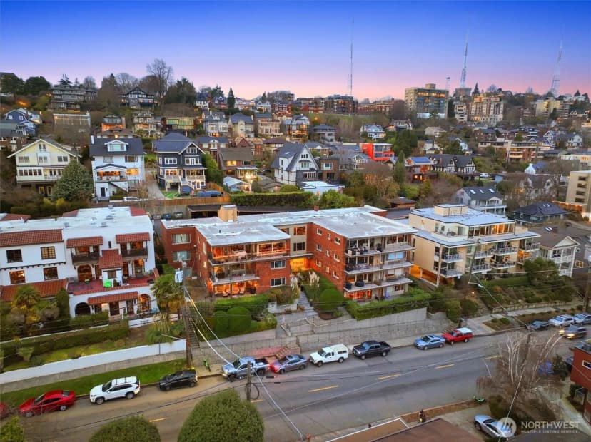 Property photo for 330 W Olympic Place #407, Seattle photo 23