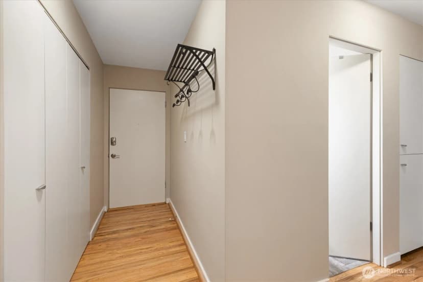 Property photo for 330 W Olympic Place #407, Seattle photo 14