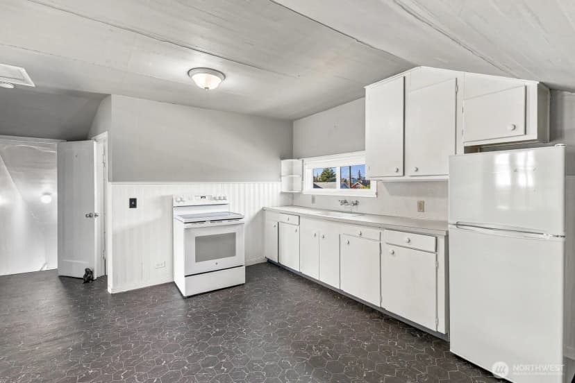 Property photo for 2716 Leonard Drive, Everett photo 15