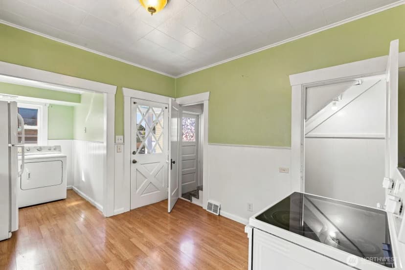 Property photo for 2716 Leonard Drive, Everett photo 13