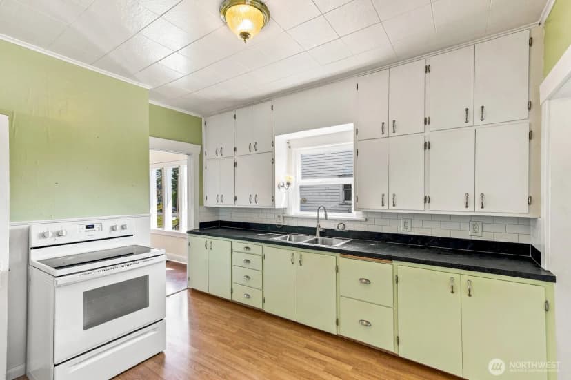 Property photo for 2716 Leonard Drive, Everett photo 8