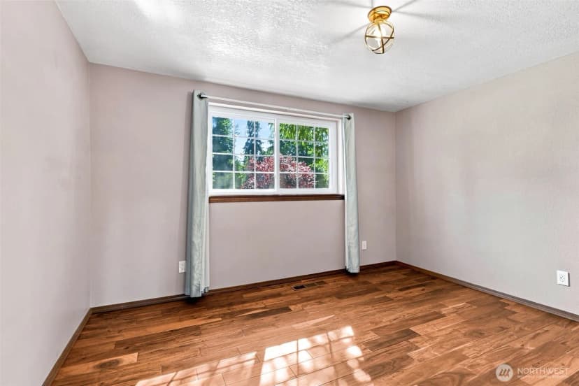 Property photo for 4048 Oxford Loop Se, Lacey photo 17