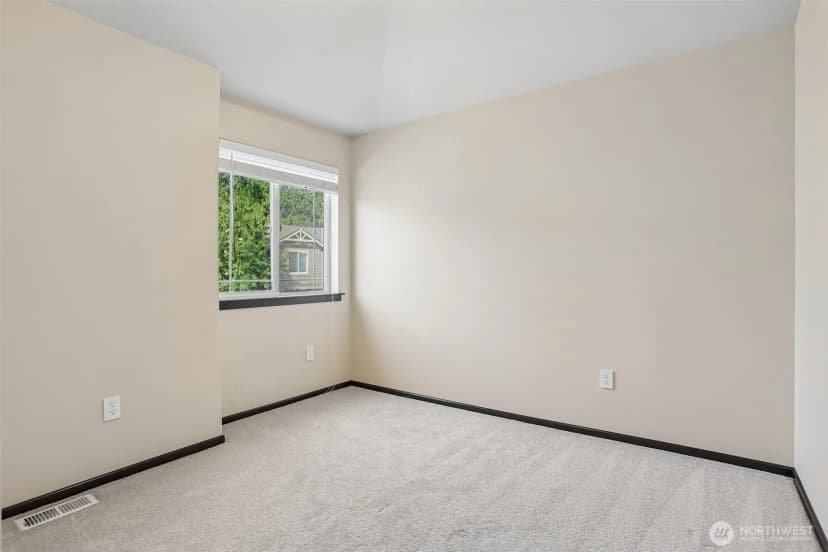 Property photo for 19627 1st Avenue Se, Bothell photo 15