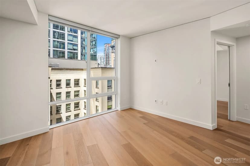 Property photo for 121 Stewart Street #908, Seattle photo 9