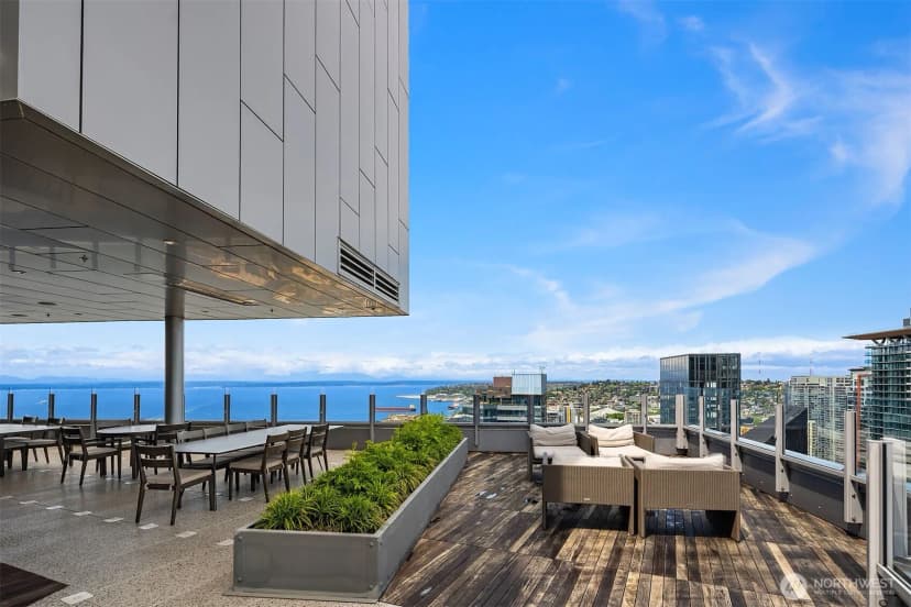 Property photo for 121 Stewart Street #908, Seattle photo 25