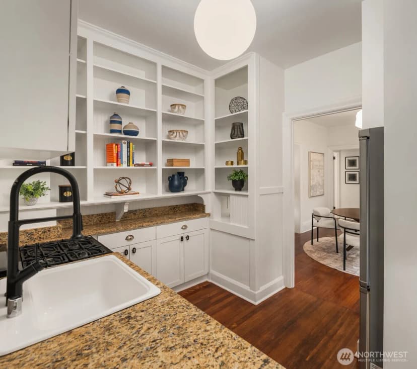 Property photo for 129 Warren Avenue N #g, Seattle photo 9