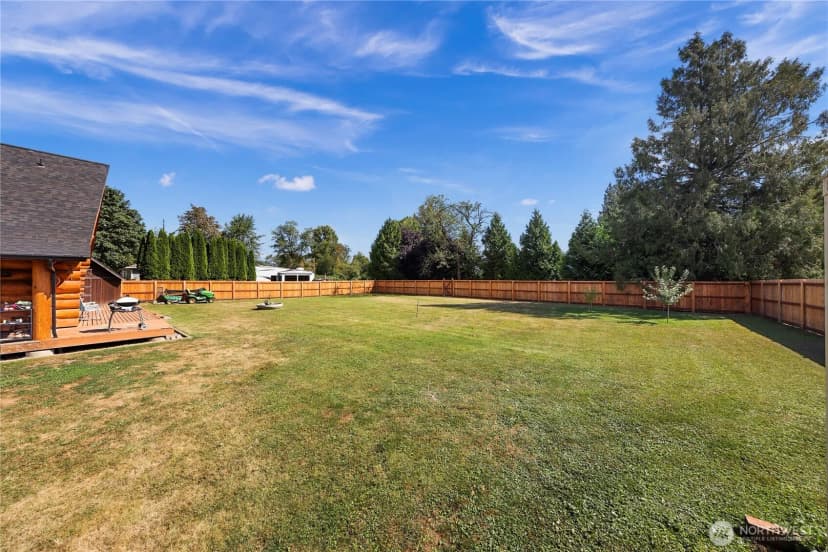 Property photo for 1080 Victoria Street, Sumas photo 40