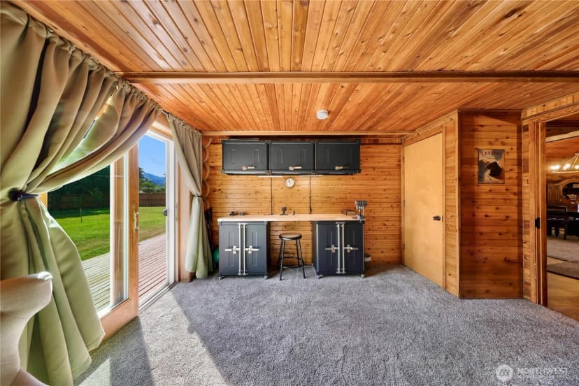 Property photo for 1080 Victoria Street, Sumas photo 24