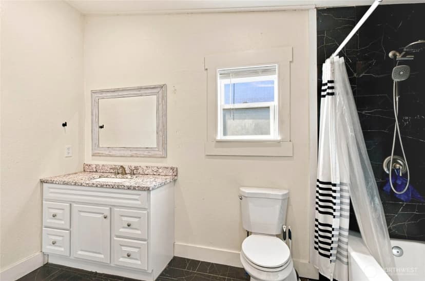 Property photo for 9 Freemont Avenue, Rock Island photo 8