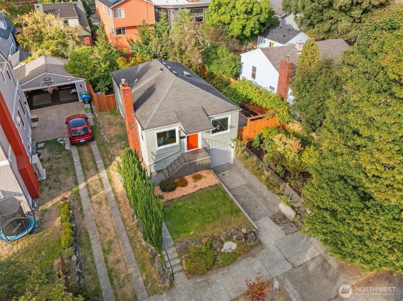 Property photo for 1022 Ne 72nd Street, Seattle photo 20