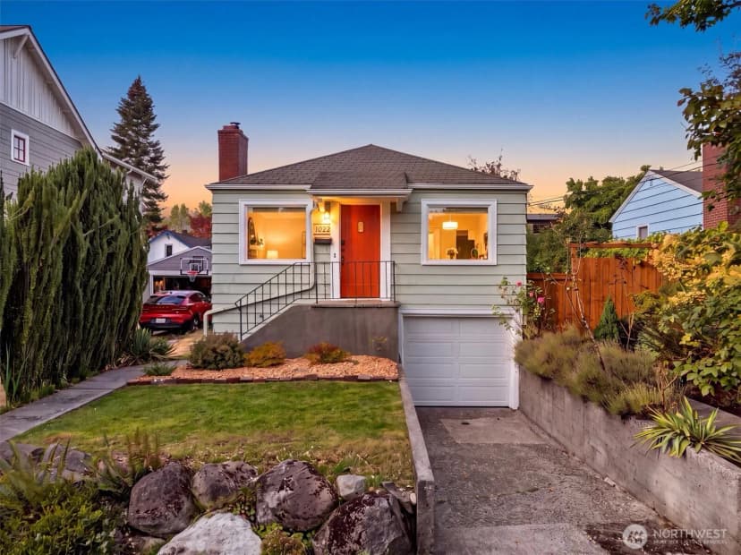 Property photo for 1022 Ne 72nd Street, Seattle photo 19