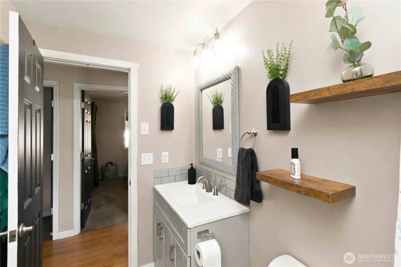 Property photo for 13 W Pine Lane, Longview photo 15