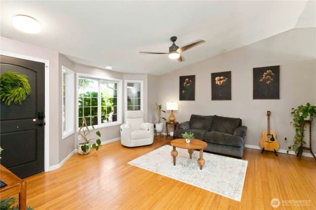 Property photo for 13 W Pine Lane, Longview photo 5