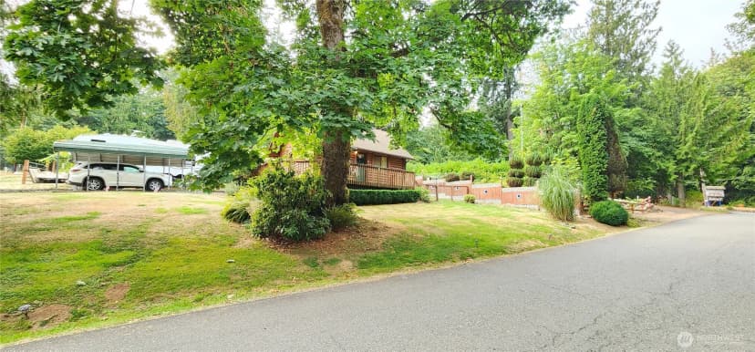Property photo for 40 E Wood Lane, Shelton photo 17