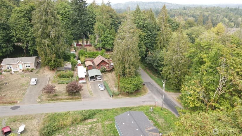 Property photo for 40 E Wood Lane, Shelton photo 26