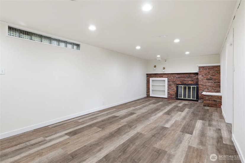 Property photo for 3844 49th Avenue Sw, Seattle photo 13