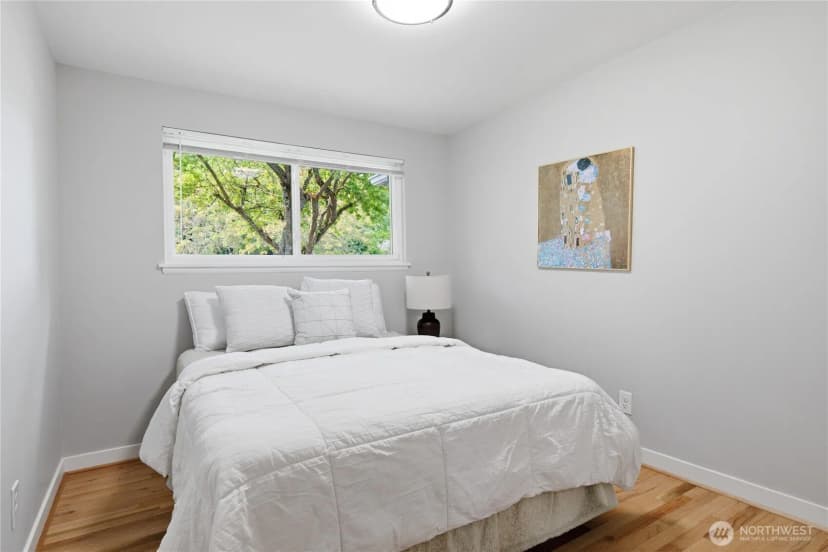 Property photo for 3844 49th Avenue Sw, Seattle photo 8