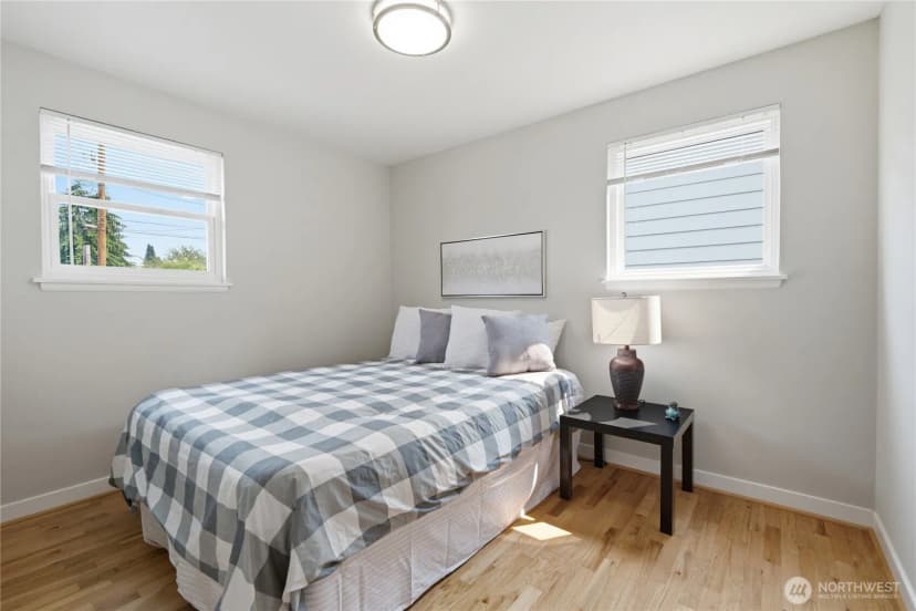 Property photo for 3844 49th Avenue Sw, Seattle photo 7
