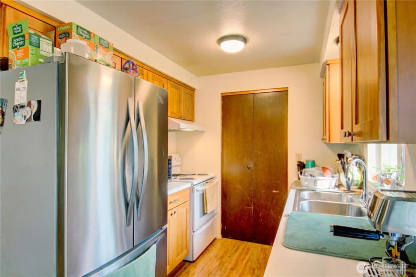 Property photo for 1100 N 18th Street, Mount Vernon photo 9