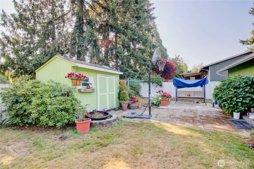 Property photo for 1100 N 18th Street, Mount Vernon photo 33