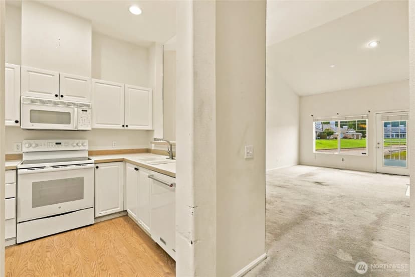 Property photo for 23407 52nd Place S #11-3, Kent photo 7
