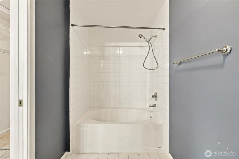 Property photo for 23407 52nd Place S #11-3, Kent photo 21