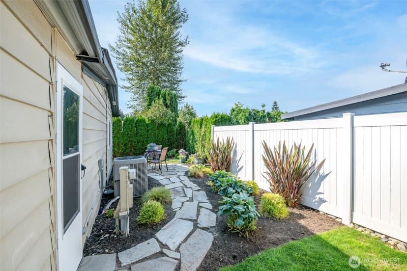 Property photo for 201 Union Avenue Se #191, Renton photo 19