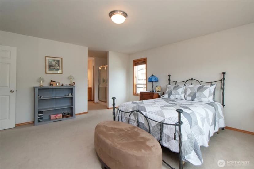 Property photo for 10 Valley Farm Court, Sequim photo 22