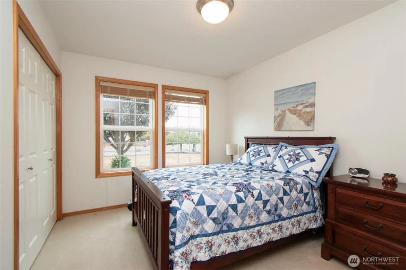 Property photo for 10 Valley Farm Court, Sequim photo 18