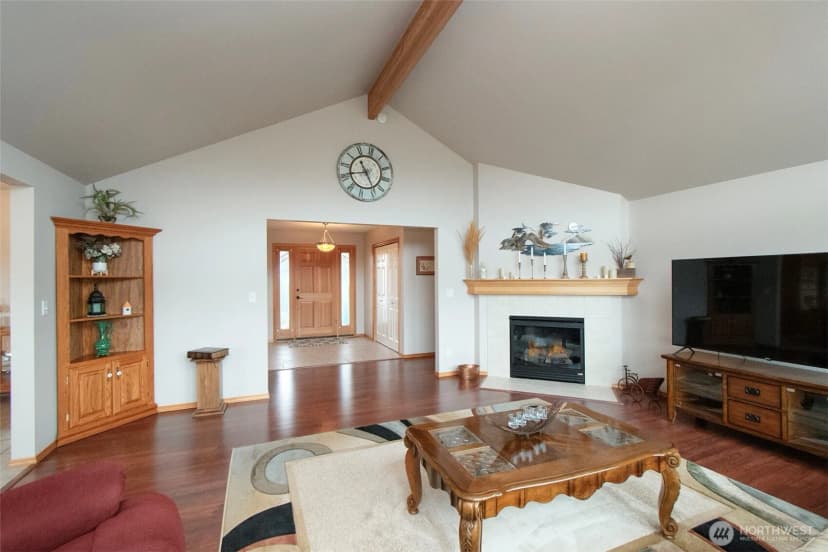 Property photo for 10 Valley Farm Court, Sequim photo 6