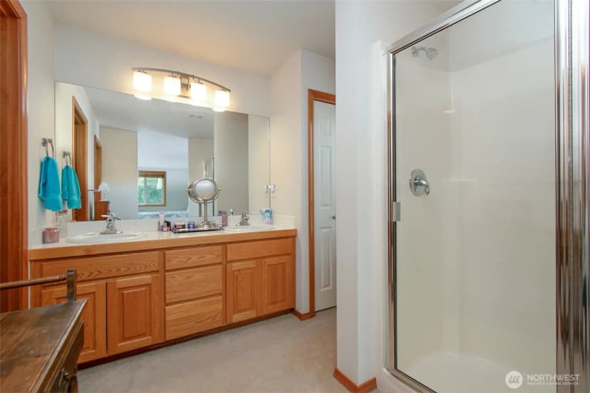 Property photo for 10 Valley Farm Court, Sequim photo 23