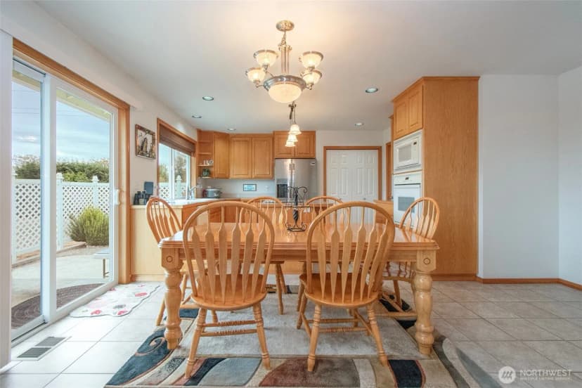 Property photo for 10 Valley Farm Court, Sequim photo 8
