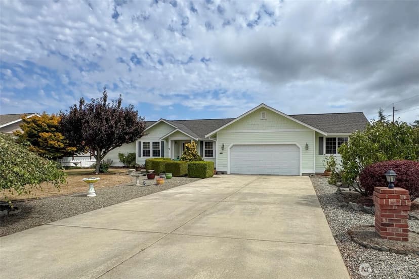 Property photo for 10 Valley Farm Court, Sequim photo 39