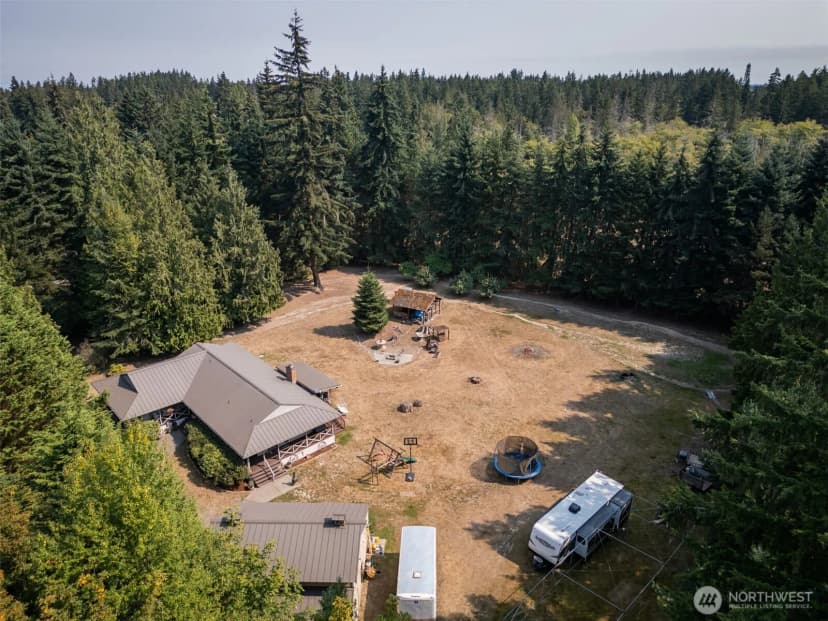 Property photo for 533 Hulse Road, Port Angeles photo 40